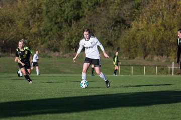 Bild 198 - Frauen TSV Vineta Audorg - SV Friesia 03 Riesum Lindholm : Ergebnis: 2:4